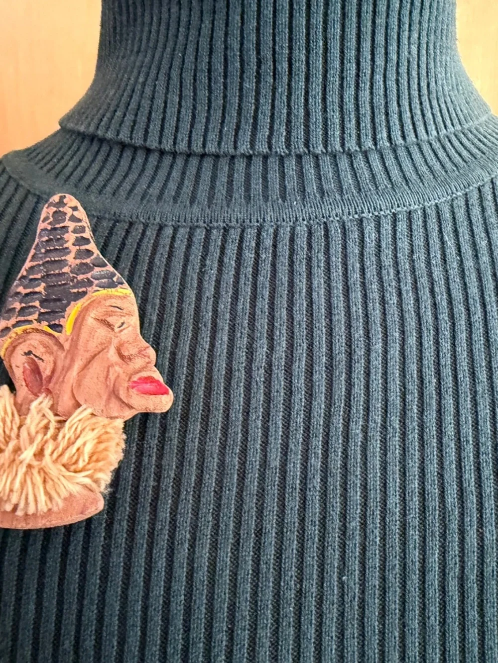 Vintage Elzac Brooch - Carved Wooden Face with a Textured Black Hat & Beige Yarn